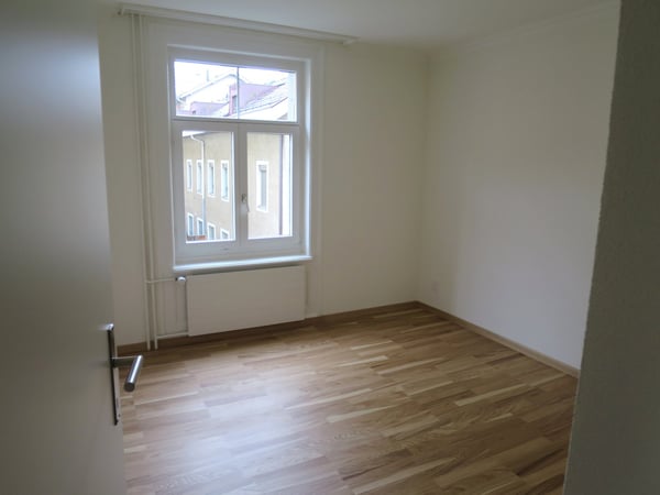 Charmante 4-Zimmer-Altbauwohnung an ruhiger Lage in St. Gallen 8