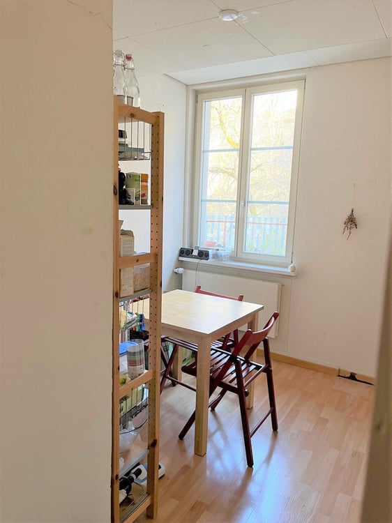 Charmante 1.5-Zimmer-Altbauwohnung mit Balkon in St. Gallen 4
