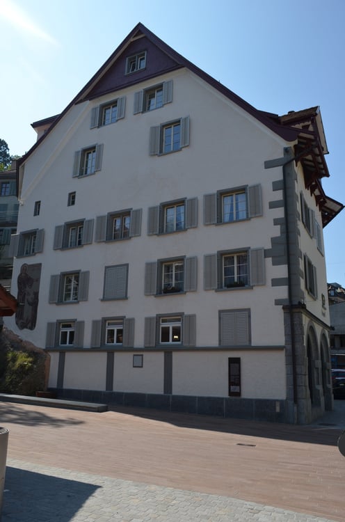 Charmante 1.5-Zimmer-Altbauwohnung mit Balkon in St. Gallen