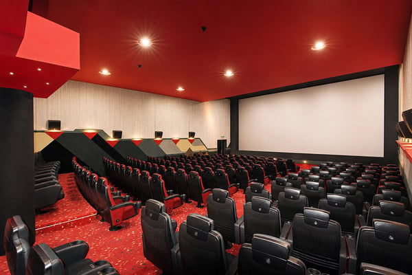 Ehemaliges Kinojuwel mit 772 m² voller Möglichkeiten im Zentrum von Chur 5