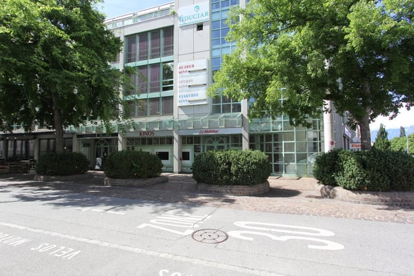 Ehemaliges Kinojuwel mit 990 m² voller Möglichkeiten im Zentrum von Chur 1