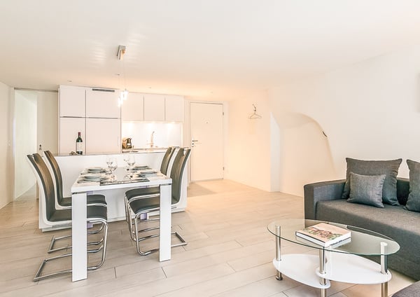 Exklusives möbliertes 1-Zimmer Appartement mit Charme 2