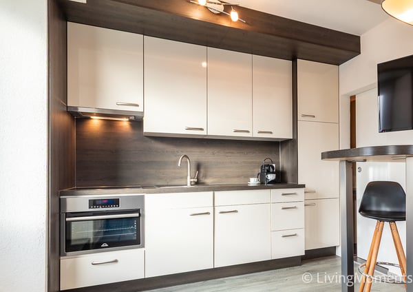 Möbliertes 2-Zimmer Appartement mit Aussensitzplatz 2