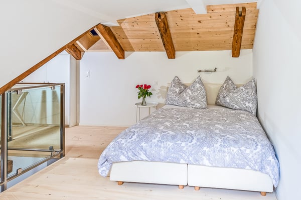 Exklusives möbliertes 1-Zimmer Maisonette-Appartement mit Charme 5