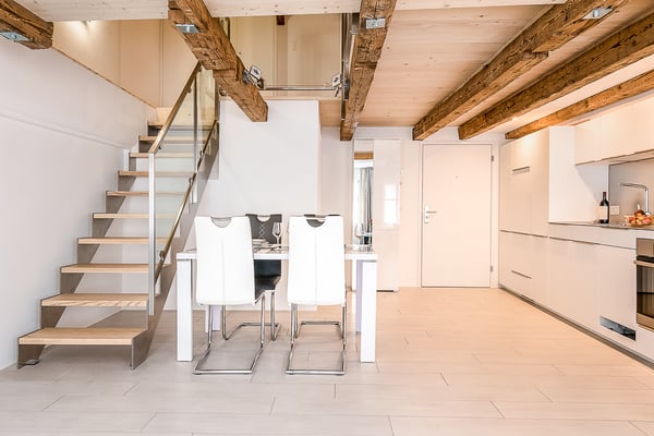 Exklusives möbliertes 1-Zimmer Maisonette-Appartement mit Charme 2