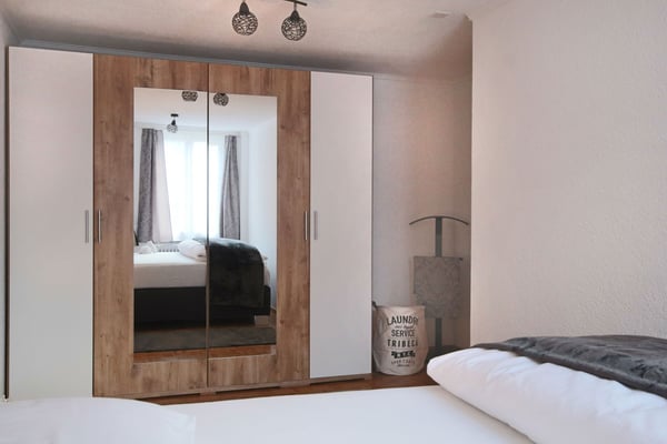 Grosszügiges stilvoll möbliertes 4-Zimmer Appartement in Sargans 6