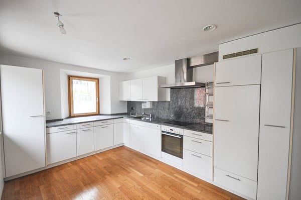 Charmante 1.5-Zimmer-Wohnung in idyllischer Berglandschaft von Scuol 4