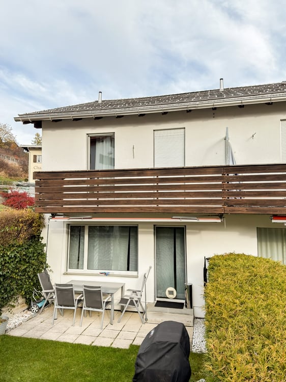 Charmantes 1.5-Zimmer-Reihenhaus mit Bergblick in Scuol 3