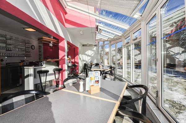 Vielseitiges Wohn- und Geschäftsgebäude in Samnaun Ravaisch 8