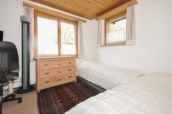 Altrechtliches EFH mit Südwestausrichtung 12