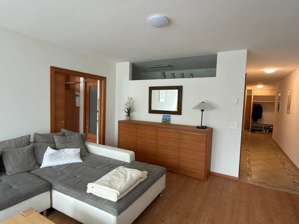 Charmante 5-Zimmer-Wohnung mit Garage in Scuol ERSTWOHNUNG 6
