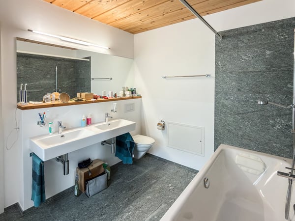 Charmante 4.5-Zimmer-Wohnung mit Bergpanorama in Ardez 12