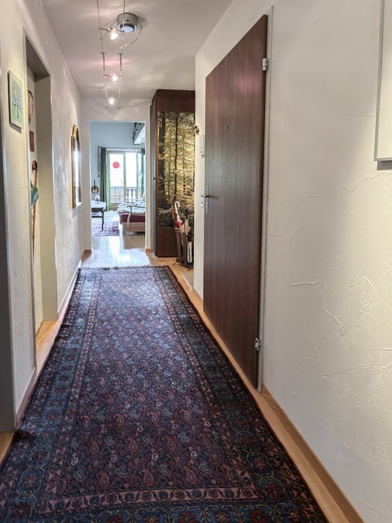 Charmante 2-Zimmer-Wohnung mit Bergpanorama in Scuol 11