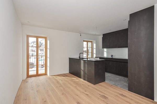 Charmante 4.5-Zimmer-Erstwohnung mit Bergblick im Herzen von Ftan 6