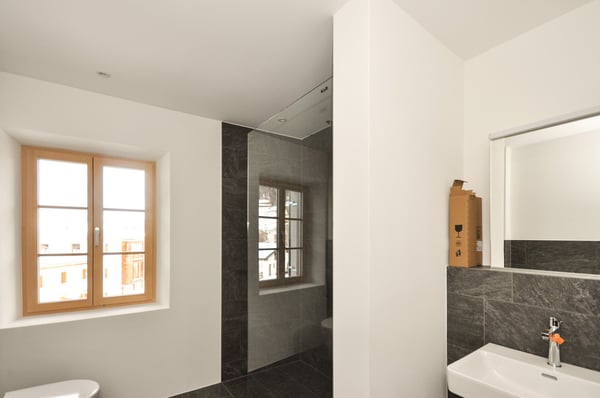 Charmante 4.5-Zimmer-Erstwohnung mit Bergblick im Herzen von Ftan 4