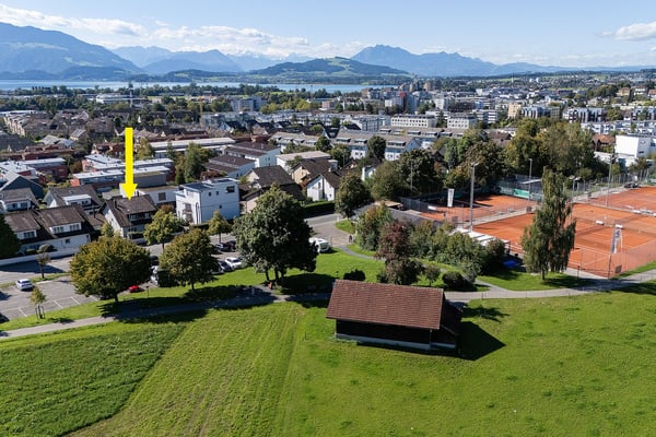 Zentral und ruhig gelegenes 2-Zi-Einfamilienhaus inkl. 1.5-Zi-Einliegerwohnung und Partyraum 1