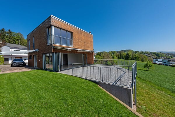 6.5‑Zimmer-Einfamilienhaus an traumhafter Aussichtslage, nähe Waldrand 5