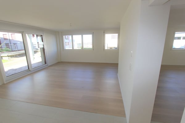 Befristete 1.5 Zimmer-Wohnung in Bäch 2