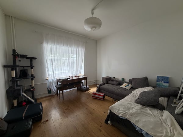 Charmante 1.5-Zimmer-Altbauwohnung an der Engelstrasse in Zürich 8004 3