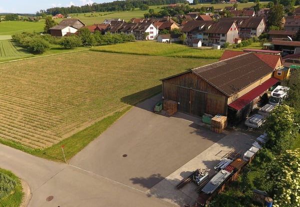 Ebenerdige, helle Gewerbe-Liegenschaft 2