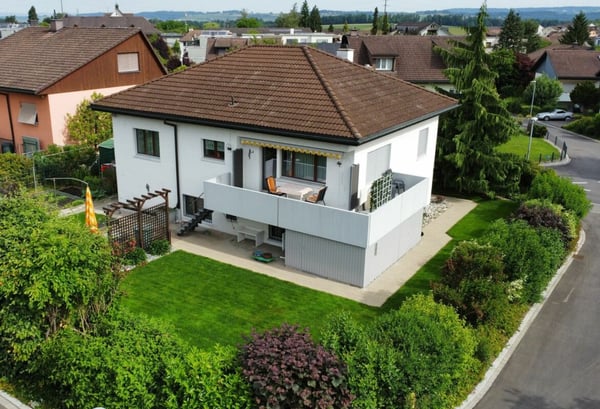 Gepflegtes Einfamilienhaus im Herzen von Islikon 1