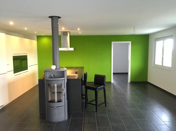 Grosszügige Wohn- und Gewerbeliegenschaft mit Werkstatt, Galerie und Parkplätzen 2