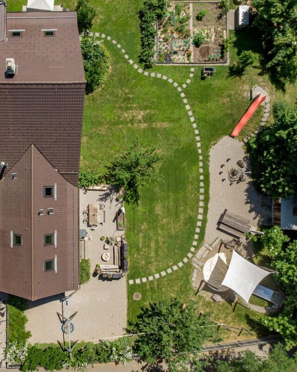 5-Zimmer-Hausteil mit Gartensitzplatz 16