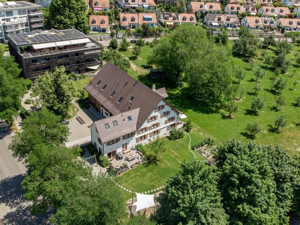 5-Zimmer-Hausteil mit Gartensitzplatz 15