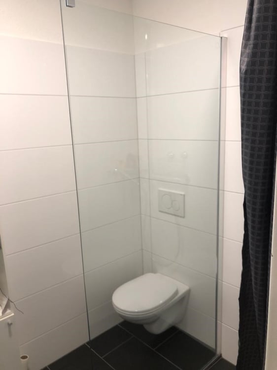 Zentral, renoviertes, attraktives Büro,-Praxis oder Studio-Raum 6