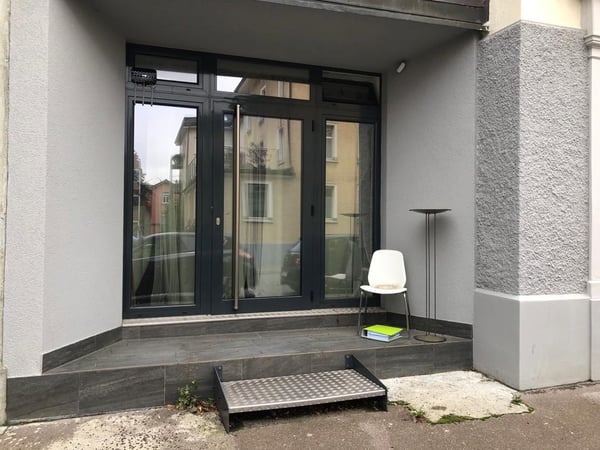 Zentral, renoviertes, attraktives Büro,-Praxis oder Studio-Raum 7