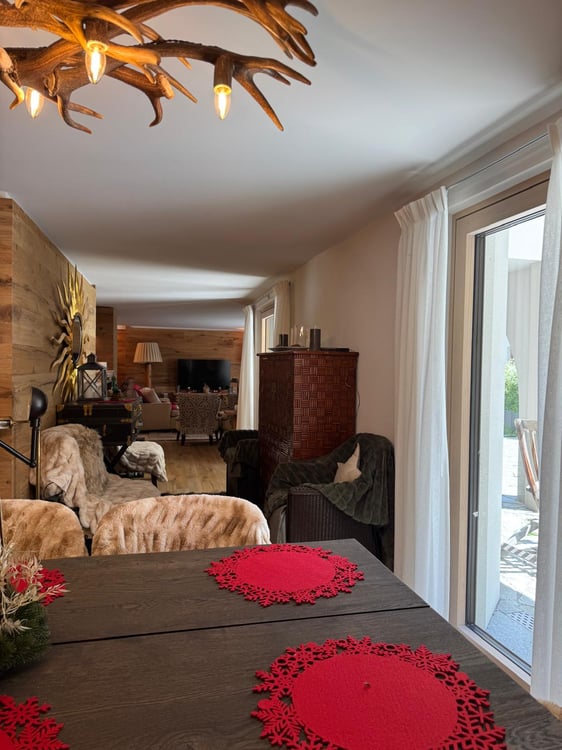 Exquisite Alpine Retreat in Via Maistra – Sankt Moritz Dorf – Just renovated! 8