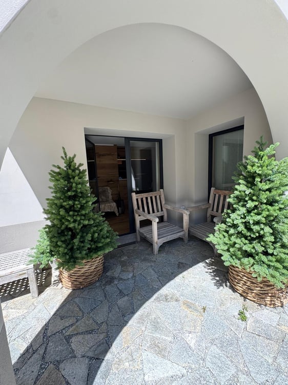 Exquisite Alpine Retreat in Via Maistra – Sankt Moritz Dorf – Just renovated! 28