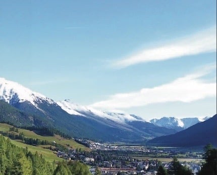 Enchanting Alpine Residence with Panoramic Views 5