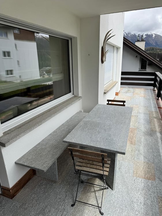 Luxurious Retreat: Spacious 180 sqm Flat with Garden, SPA, and Ski Room 3