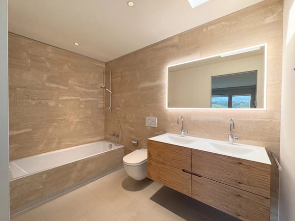 Exklusive 3.5-Zimmerwohnung im 33. OG des höchsten Hauses der Zentralschweiz - Willkommen im SkyLevel des PILATUS TOWER 4