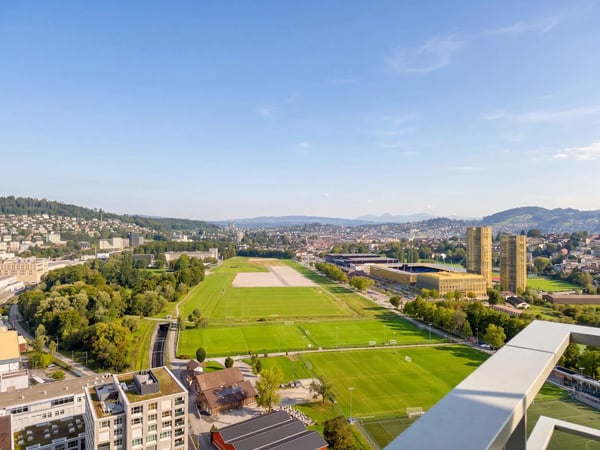 Exklusive 3.5-Zimmerwohnung im 33. OG des höchsten Hauses der Zentralschweiz - Willkommen im SkyLevel des PILATUS TOWER 10