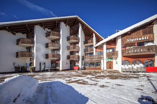 Attraktive, möblierte 1.5-Zi.-Ferienwohnung, auf der Sonnenterrasse Stoos SZ 10