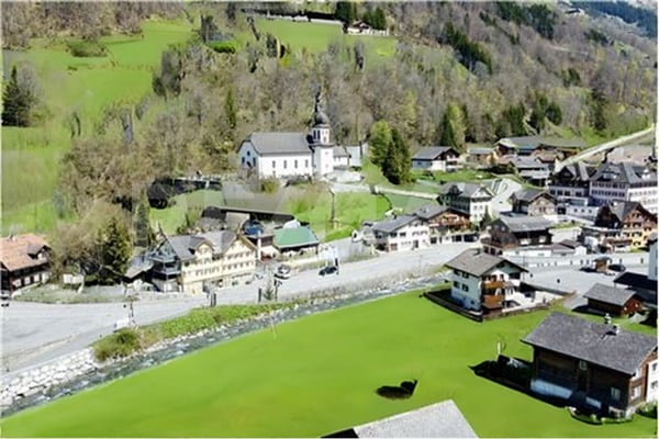 Unbebautes Bauland 826 m² mit viel Potenzial in Unterschächen UR 6