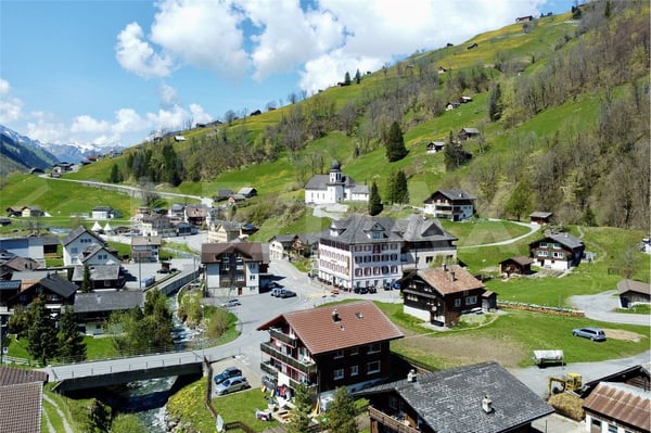 Unbebautes Bauland 826 m² mit viel Potenzial in Unterschächen UR 7