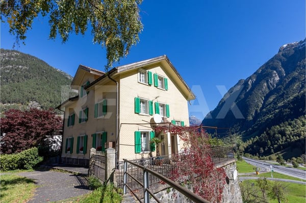 Charmantes 2-Familienhaus mit historischem Charakter, 6484 Wassen UR 1