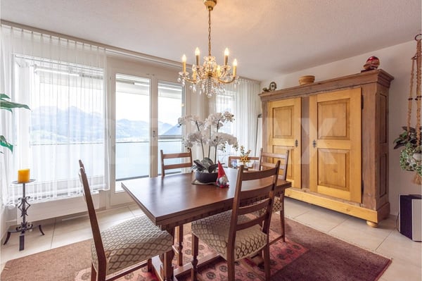 EXZELLENZ AUF ALLEN EBENENEN, 2-Zi.-EFH, Villa, mit Wintergarten, 6430 Schwyz 7