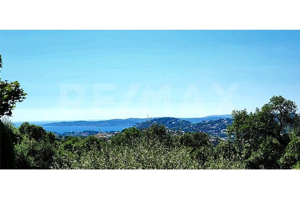 Attraktive 5-Zimmer-Maisonette-Wohnung in Sainte-Maxime Côte d'Azur 4