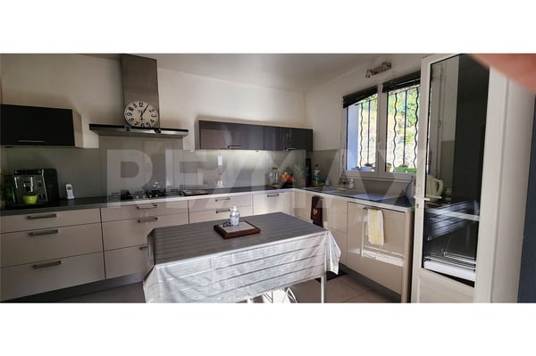 Attraktive 6-Zimmer-Villa im Grünen mit Meerblick und Pool in Les Issambres Côte d'Azur 8