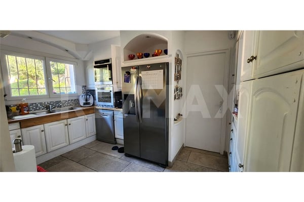 Attraktive, renovierte 8-Zimmer-Villa mit Meerblick und Pool in Les Issambres Côte d'Azur 6
