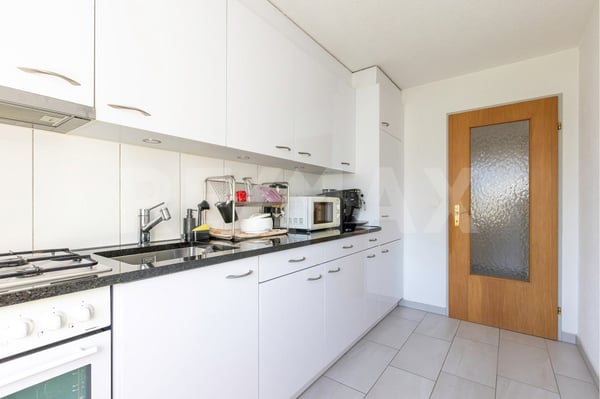 Attraktive, gepflegte 3.5 -Zi. Wohnung an ruhige Lage und Fernsicht in Brunnen SZ 7
