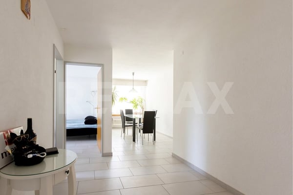 Attraktive, gepflegte 3.5 -Zi. Wohnung an ruhige Lage und Fernsicht in Brunnen SZ 6