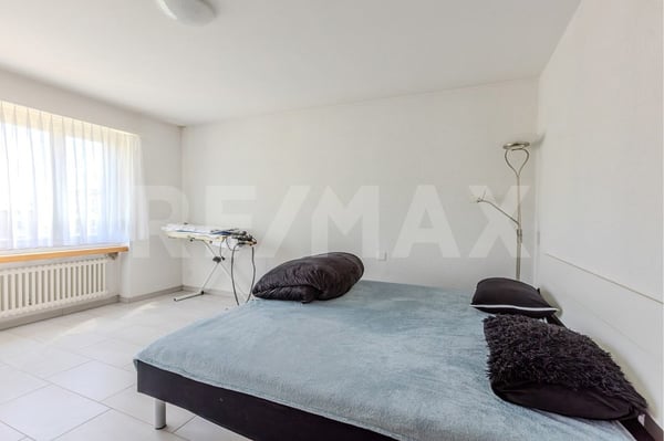 Attraktive, gepflegte 3.5 -Zi. Wohnung an ruhige Lage und Fernsicht in Brunnen SZ 8