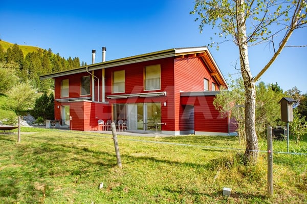 Idyllisches 5.5-Zi.-Doppeleinfamilienhaus auf der Sonnenterrasse Stoos SZ 1