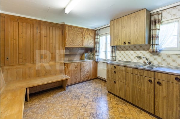 2-Familienhaus, Renditeobjekt, an zentraler Lage, 6484 Wassen UR 8