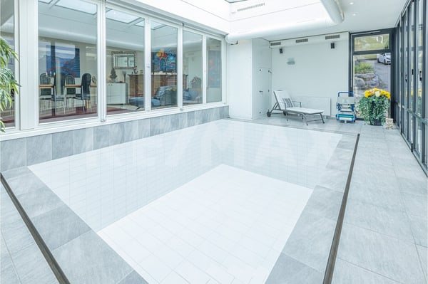 Adlerhorst, 7-Zimmer Villa mit Weitblick, Wintergarden & Indoor-Pool, 220 m² NWF,  Schwyz (SZ) 13
